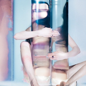 Poppy – Empty Hands