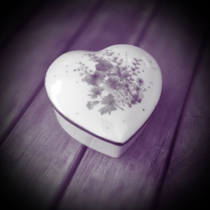 Amid the Old Wounds – 7-Vignette