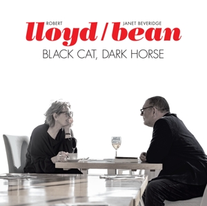 Lloyd – Black Cat, Dark Horse